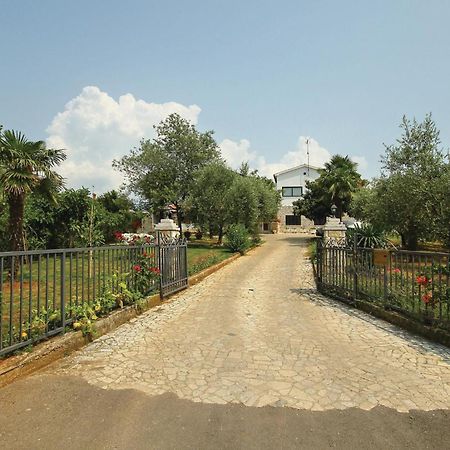 Beautiful Apartment In Porec With Wifi Ngoại thất bức ảnh